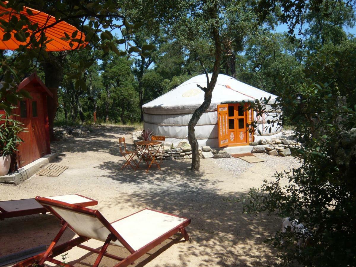 Au Soleil Mongol Acomodação com café da manhã Sorède Exterior foto