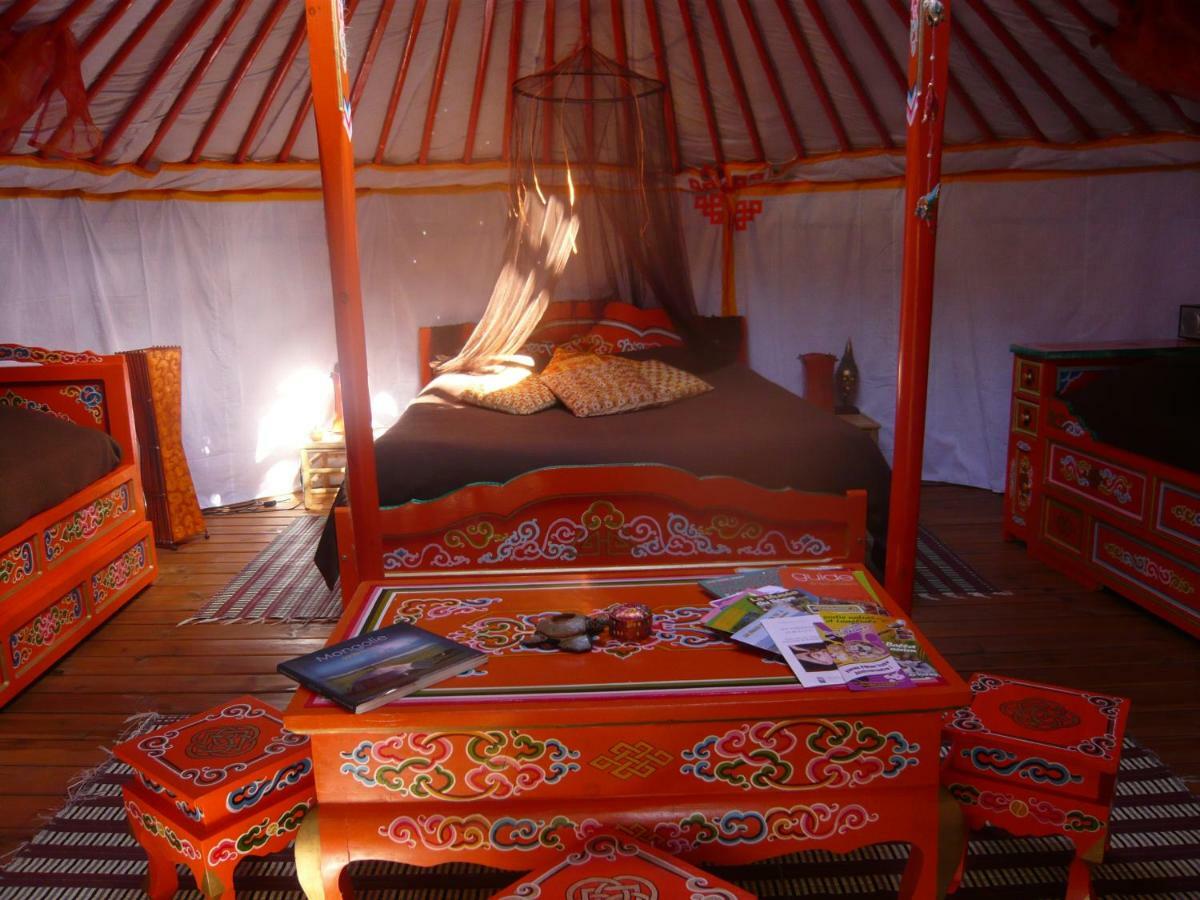 Au Soleil Mongol Acomodação com café da manhã Sorède Exterior foto
